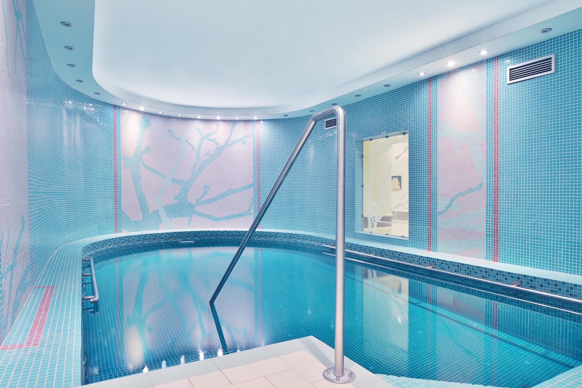 sun palace spa