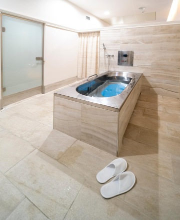 Condensed radon treatment